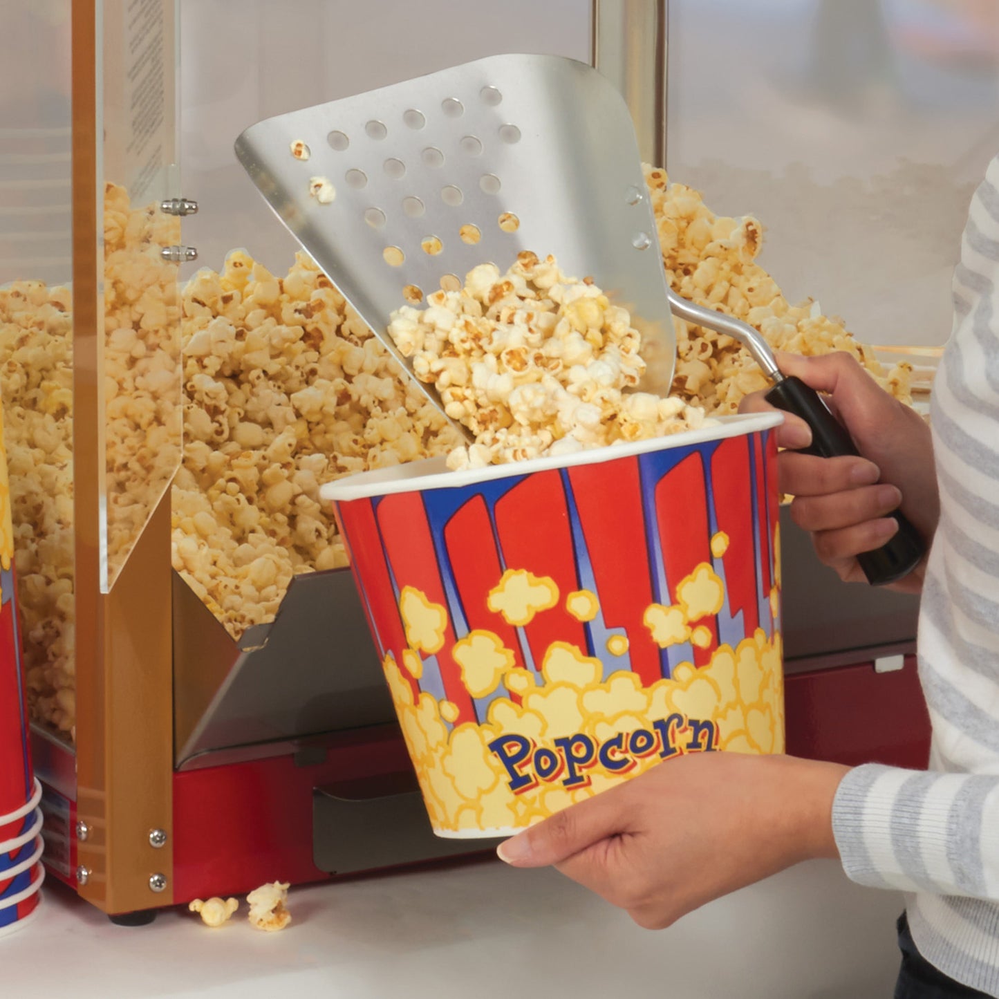 42030 - BenchmarkUSA Popcorn Speed Scoop